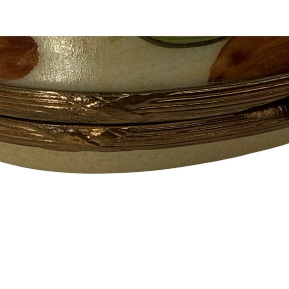 Limoges‎ Peint Main Ceramic Dog Trinket Box Bronze Hinges Decorative Details - Picture 6 of 10